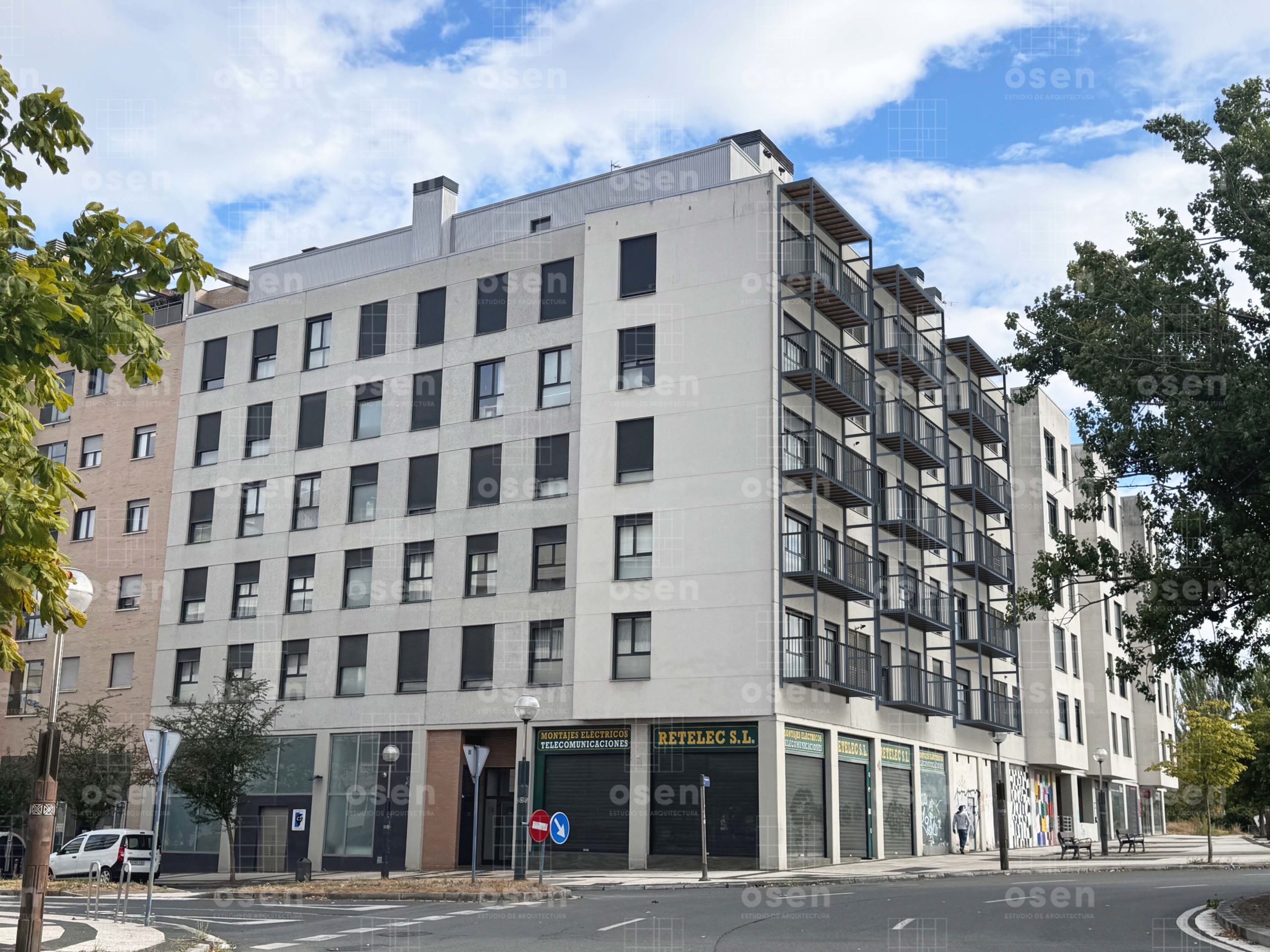 TERESA CALCUTA, 19_NORTE Terrazas en edificios construidos en Vitoria Gasteiz